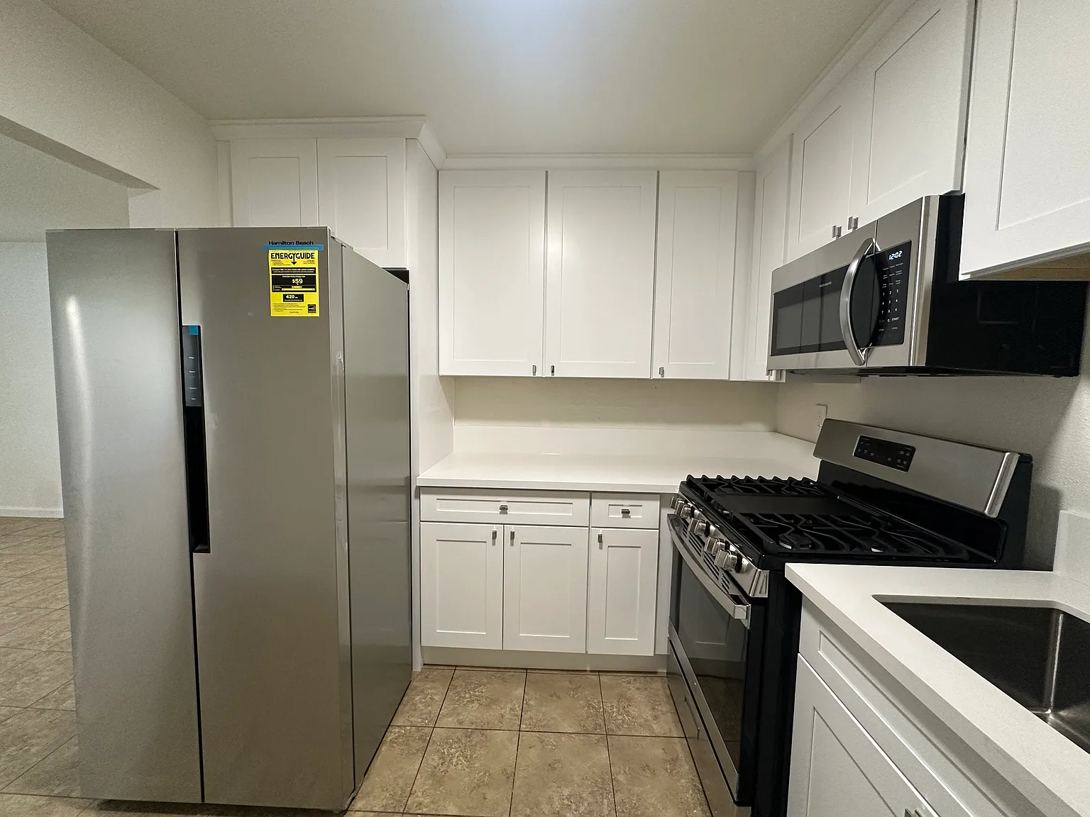 2 bed, 850 sqft, $1,950 — Photo 4