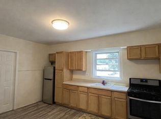 32 White Pl FLOOR 1, Staten Island, NY 10310