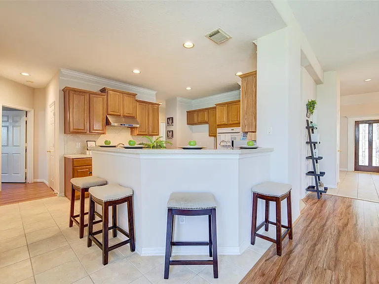 22514 Jutewood Ln — Photo 22
