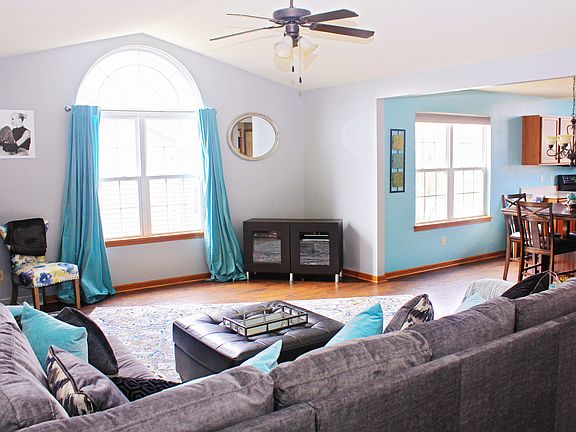 3rd image of 5821 Herons Blvd Unit 5821