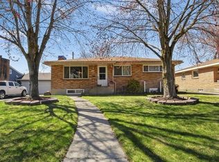 5127 N Adams St, Spokane, WA 99205