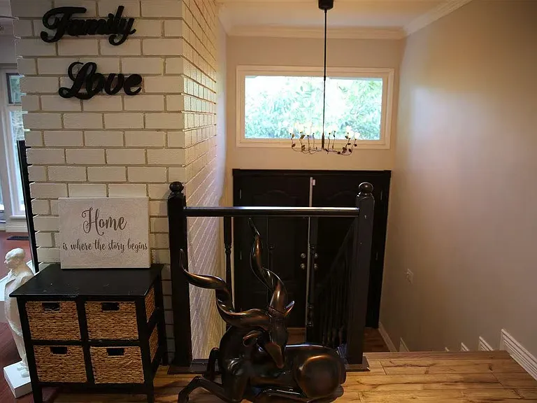 6789 Marine Dr — Photo 4