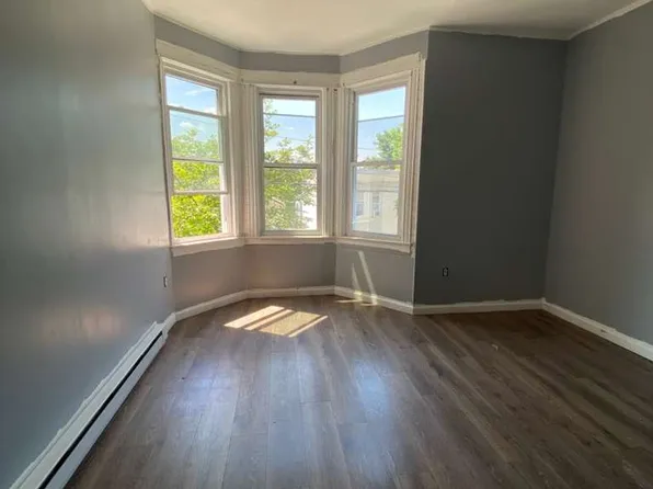 16 Mulberry St Floor 3, Yonkers, NY 10701