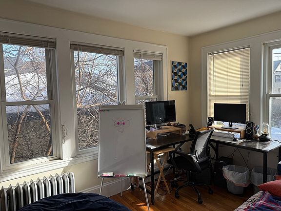 3rd image of 6 Eight Cenacle Rd