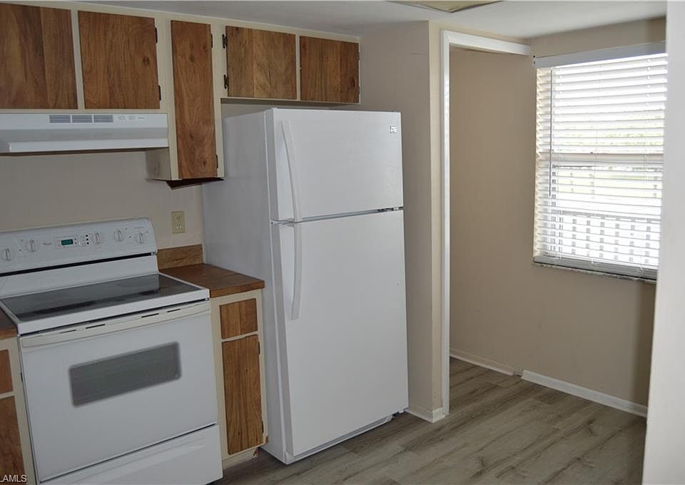 1st image of 1507 Cape Coral Pkwy W APT 10