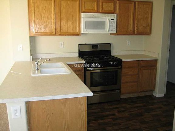 3rd image of 7137 River Meadows Ave
