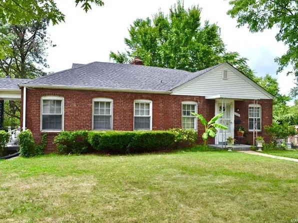 3412 Saint Mark Ln, Saint Ann, MO 63074