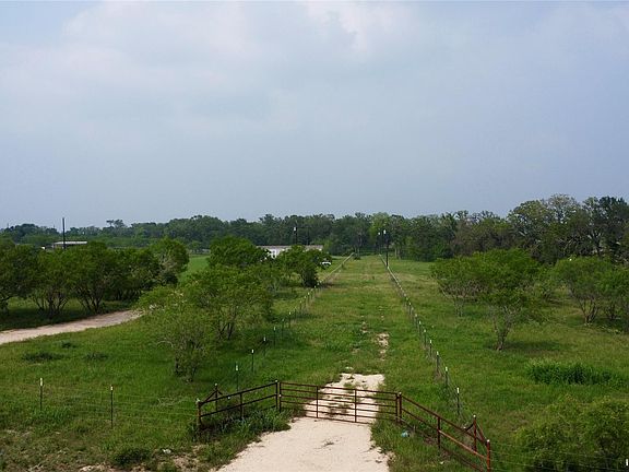 2nd image of 4177 Old Colony Line Rd