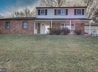 1287 Sturbridge Dr, Warminster, PA 18974