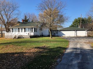 32628 S State Line Rd, Grant Park, IL 60940