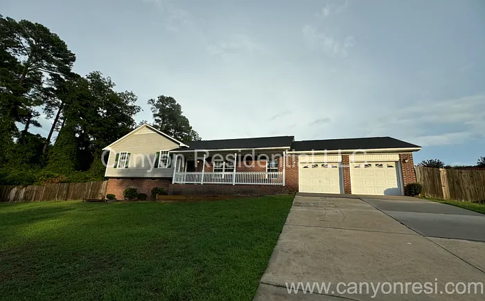 229 Lakeside Rd
