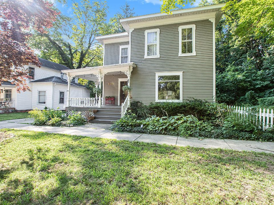 525 Hubbard St, Allegan, MI 49010 Zillow