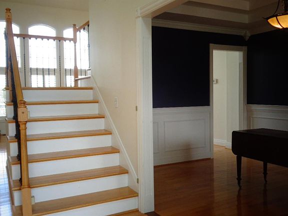 3rd image of 1351 Clubhouse Ln