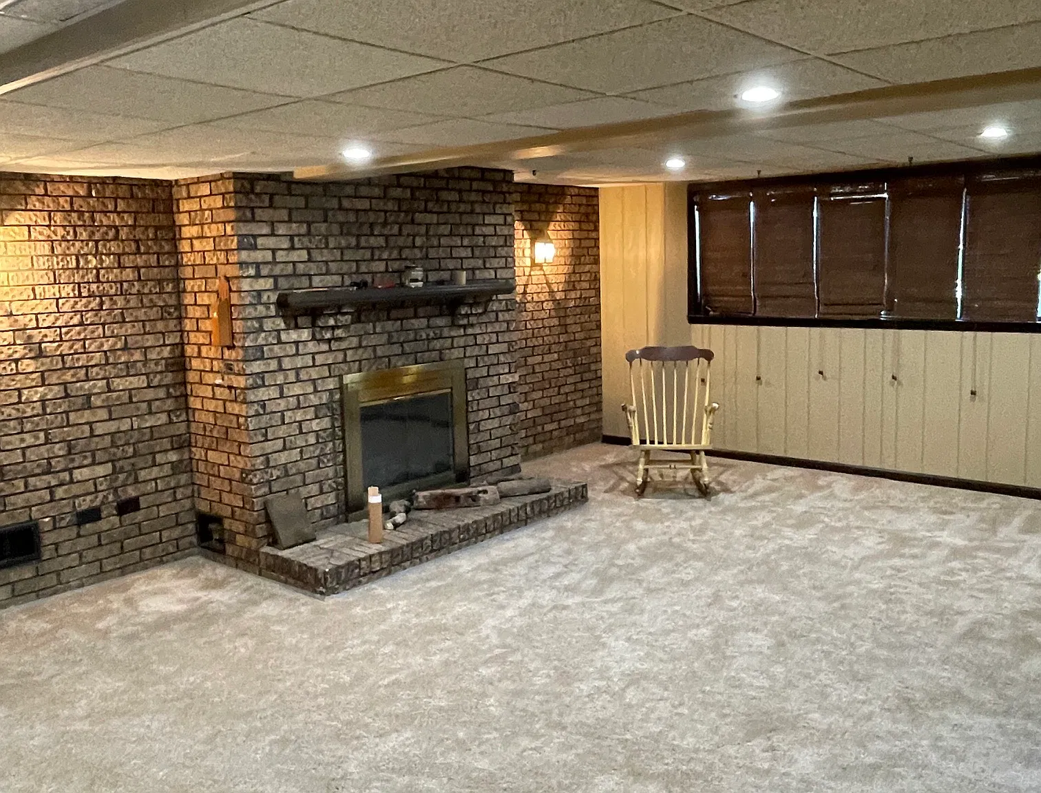 4 bed, 2108 sqft, $2,495 — Photo 3