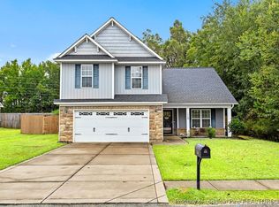 538 Hogart St, Raeford, NC 28376