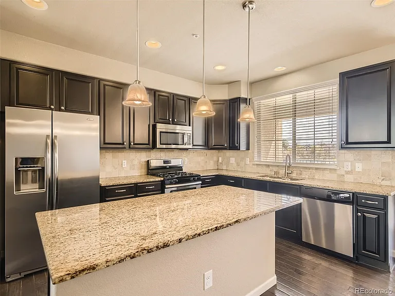 1000 Elmhurst Dr #C — Photo 14