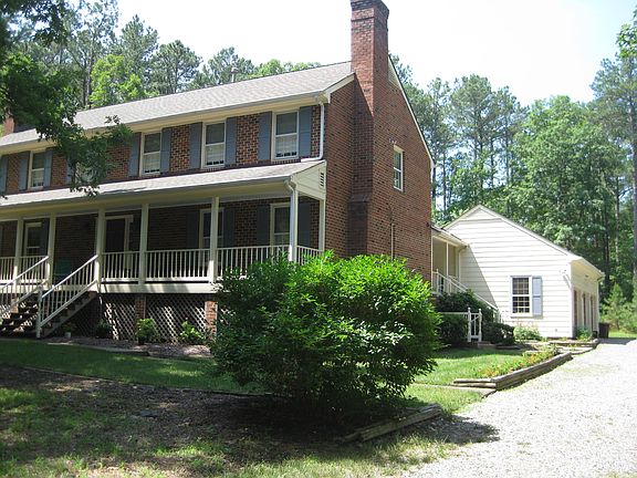 House & rear garage