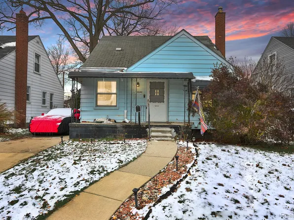 24644 Dunning St, Dearborn, MI 48124