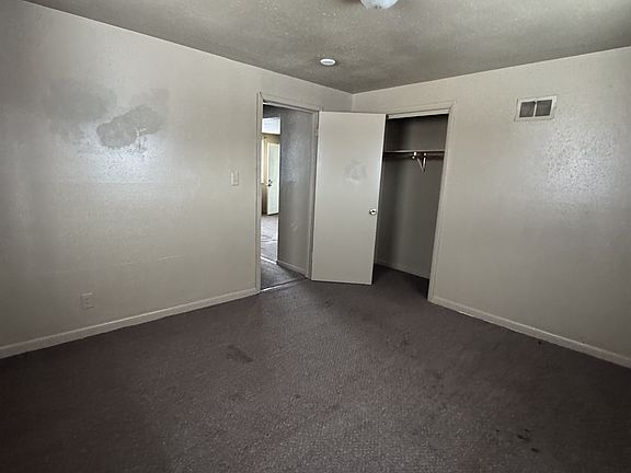 5th image of 8746 W Carmen Ave #4