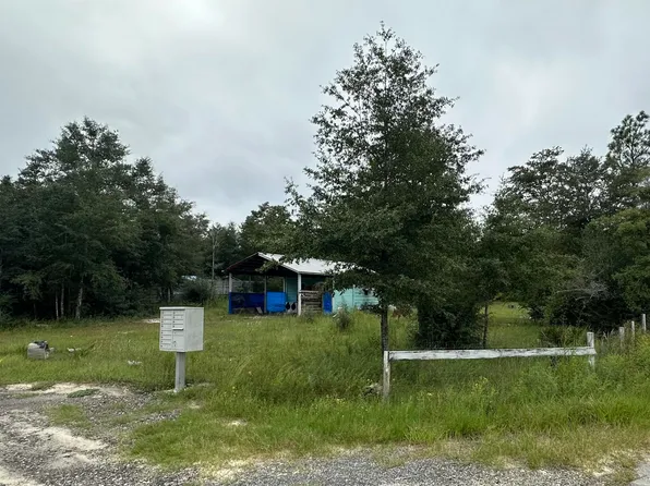 10308 Silver Lake Rd, Fountain, FL 32438