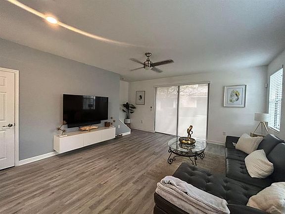 3rd image of 5901 NW 56th Ct