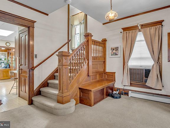 5th image of 431 N 5th St