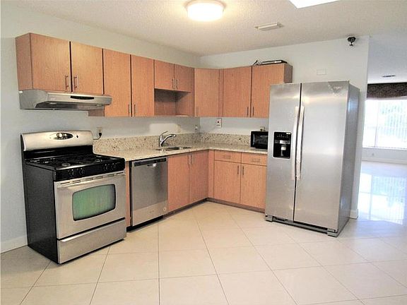 4th image of 6962 Athena Dr