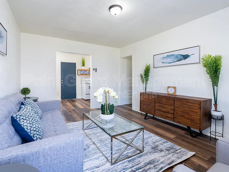 The Beverly Apartments - Bricktown — Photo 2