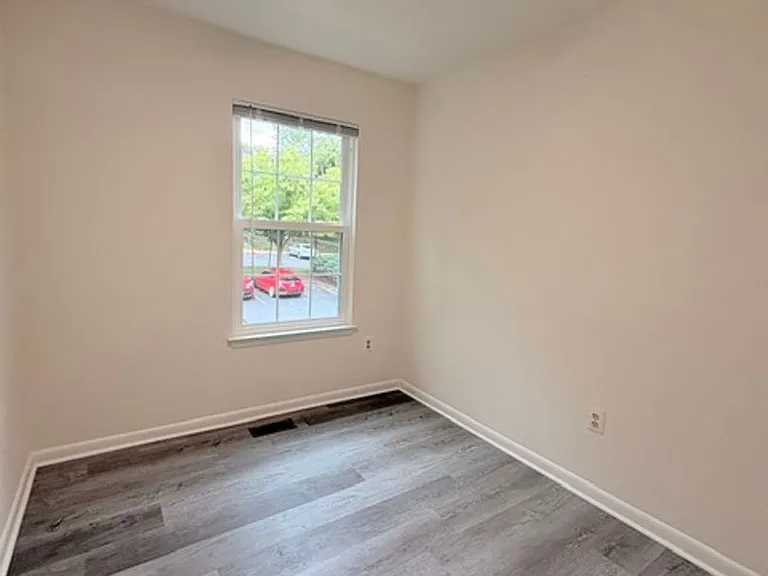13941 Highstream Pl — Photo 12