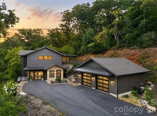 228 Allen Mountain Dr, Black Mountain, NC 28711