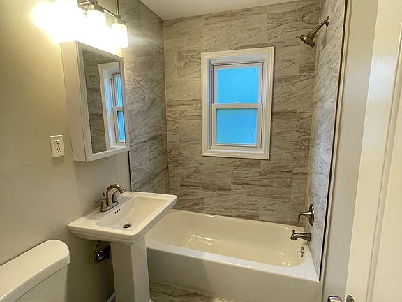 3rd image of 394 Jackson St APT 102