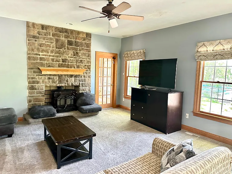 5923 Nicholson Dr — Photo 22