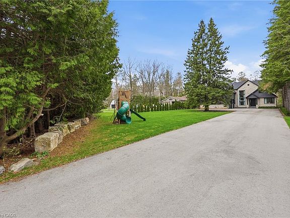 2nd image of 39 Credit Rd