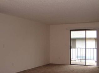 1142 Orchard Ct N APT D, Keizer, OR 97303