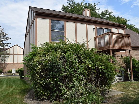 3rd image of 11037 Eaton Ct