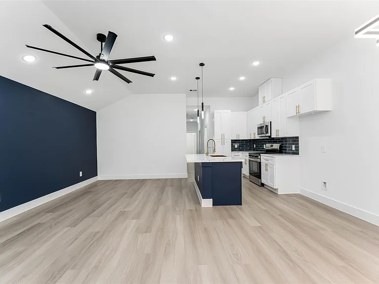 9406 Sandra St #A — Photo 6