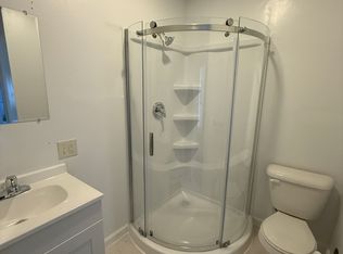 657 Vester Pl FLOOR 1, Reading, PA 19608