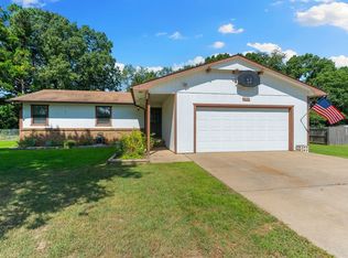 1395 Kay Lynn Dr, Pea Ridge, AR 72751