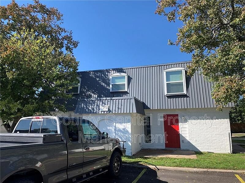 1st image of 7202 Twin Crest Dr #104