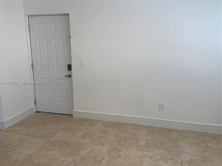 3600 N 56th Ave #115 — Photo 11