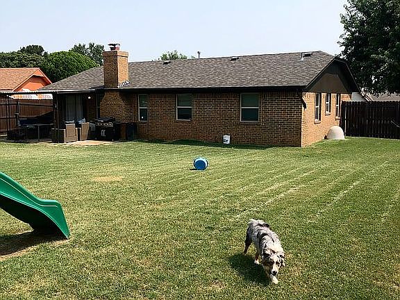 Huge, private backyard