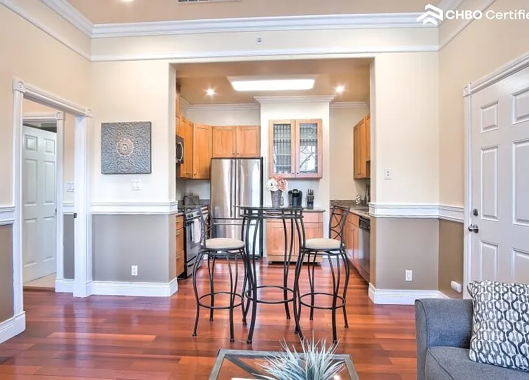 1319 San Bruno Ave — Photo 10