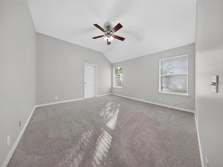 241 Brian Ln — Photo 17