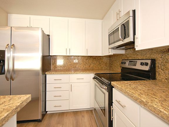 5th image of 1200 Harbor Dr #15D
