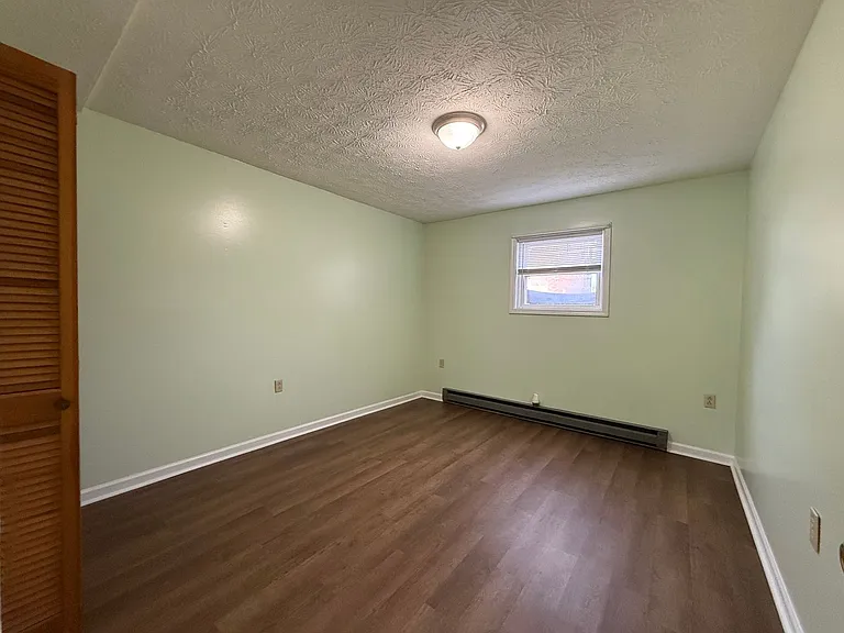 262 S Rufe Taylor Rd — Photo 6