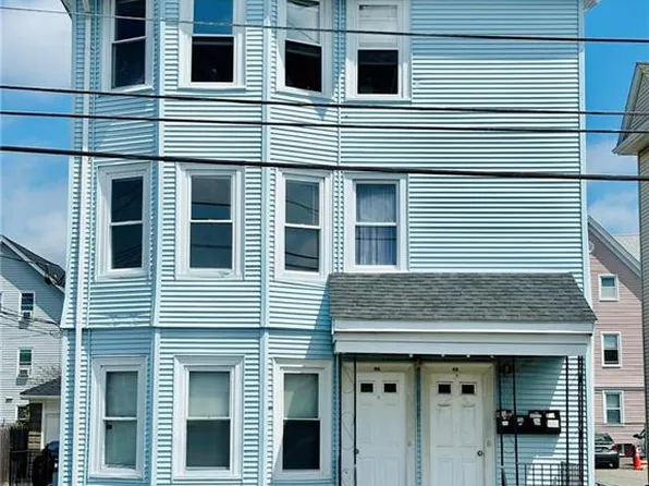 86 Webster St, Pawtucket, RI 02861