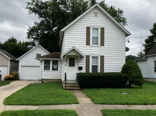 724 E Morgan St, Dixon, IL 61021