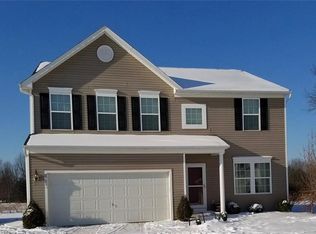 8751 Ashton Place Dr, North Ridgeville, OH
