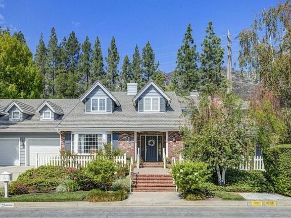 2nd image of 865 Greenridge Dr