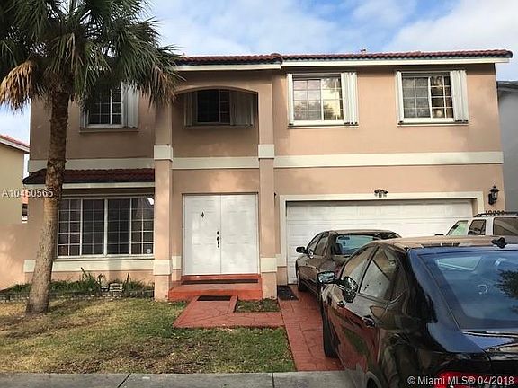 4th image of 19222 NW 89th Ave